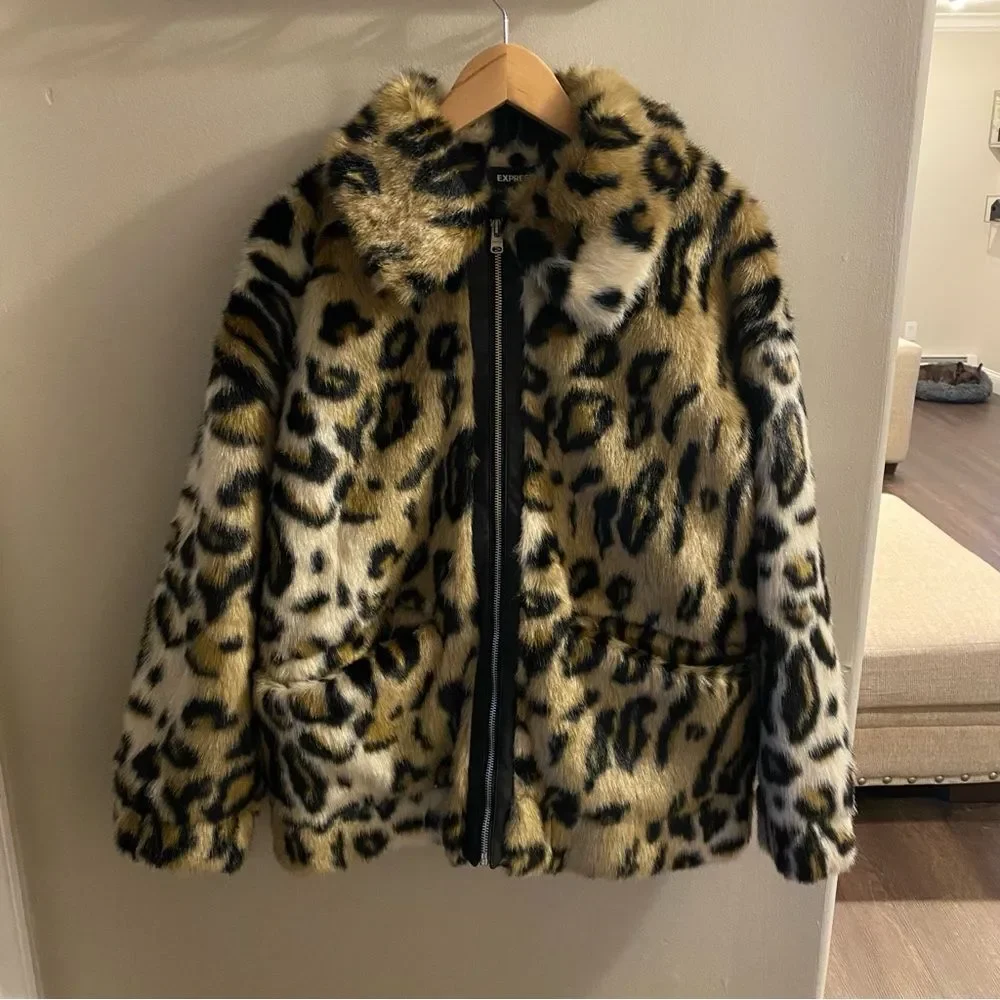 NWT Express Faux Fur Leopard Print Jacket